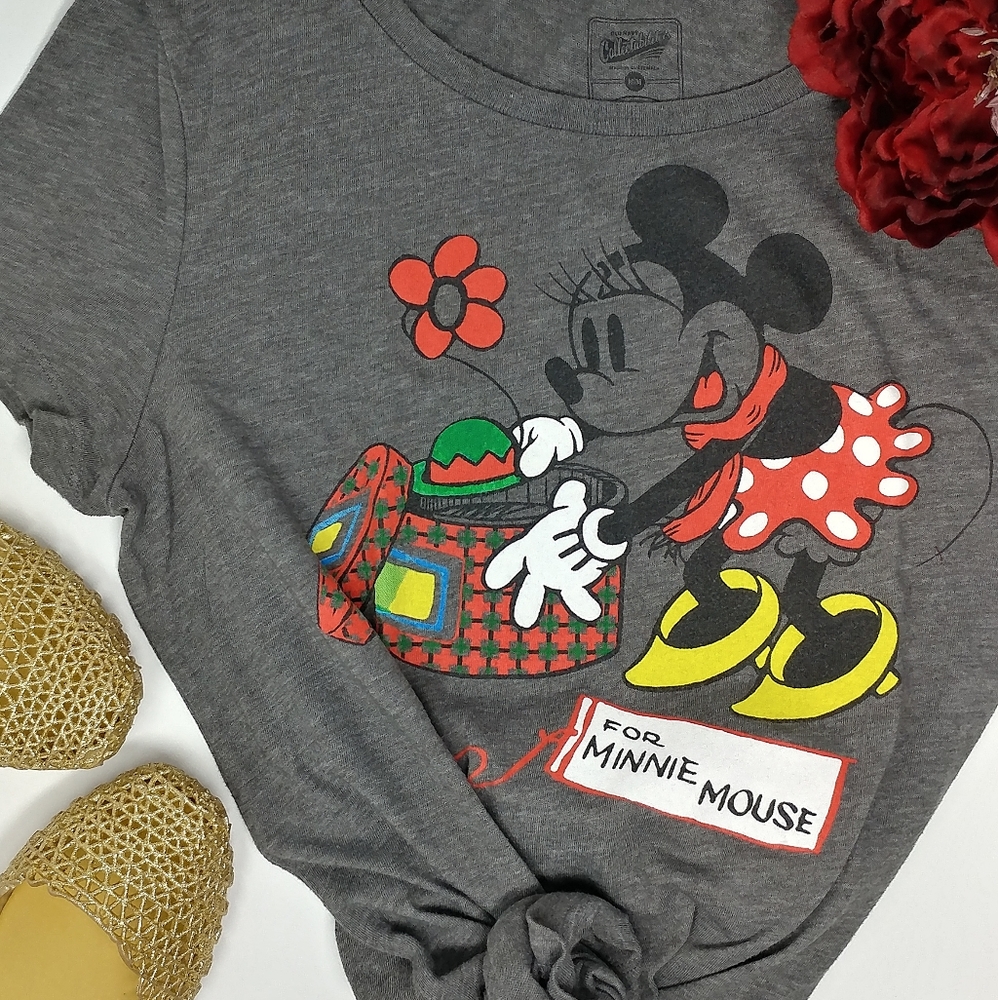 OLD NAVY Minnie Mouse Disney T-shirt